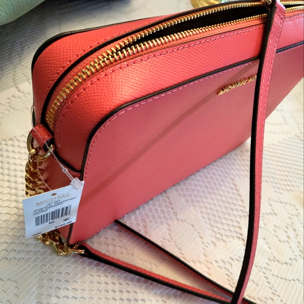 Mk purses and 1 leather bag